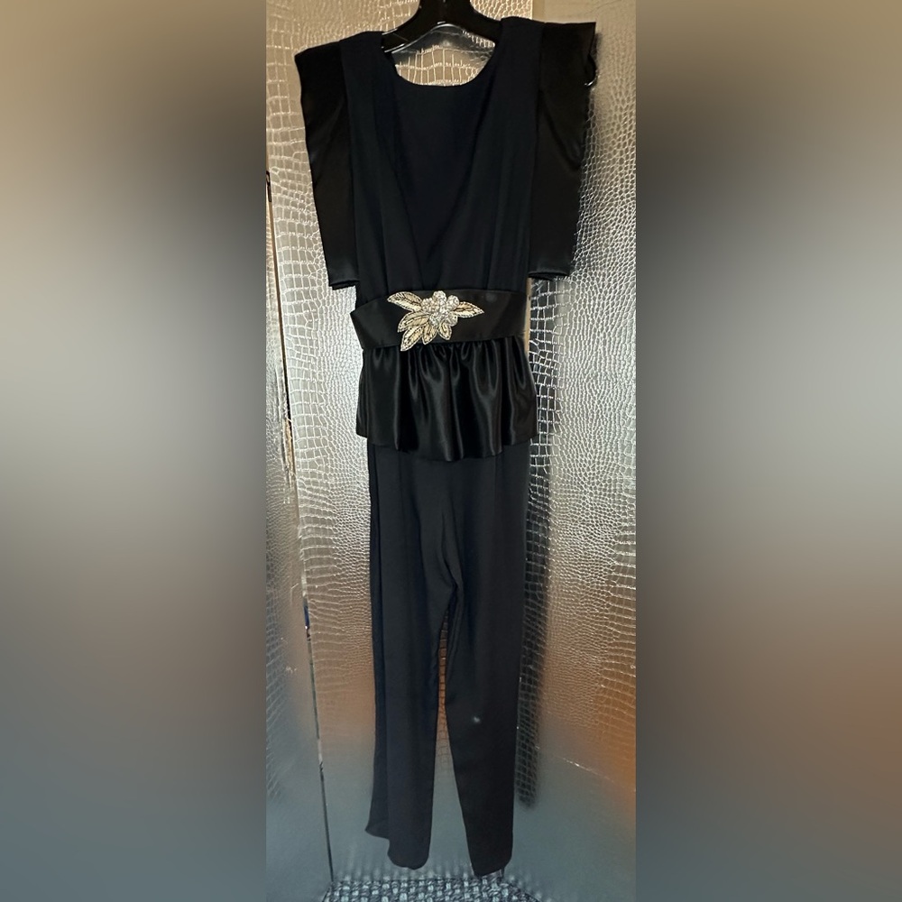 Act 1 Elegant Vintage Black Jumpsuit with Embellished Belt